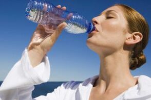 water drinken op een lui dieet
